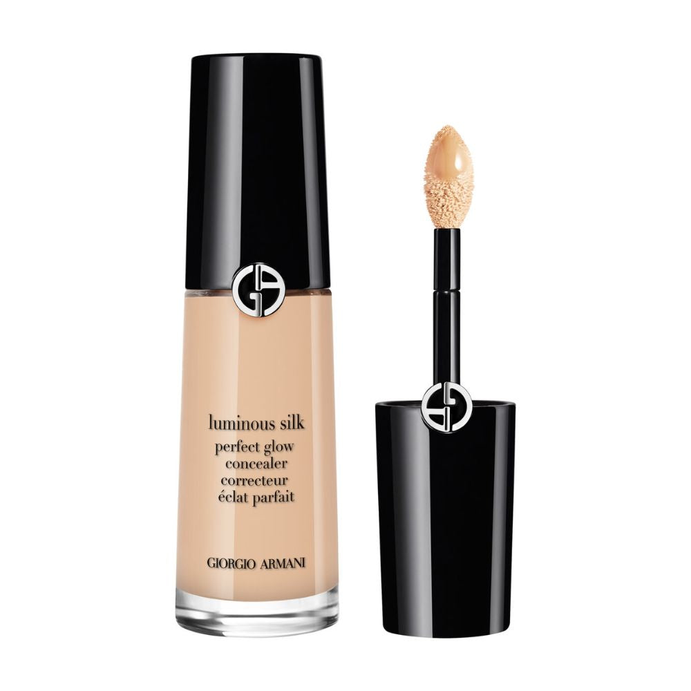 Giorgio Armani Luminous Silk Hydrating & Brightening Concealer 4