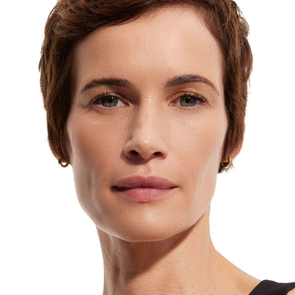 YSL All Hours Glow Foundation - LC6
